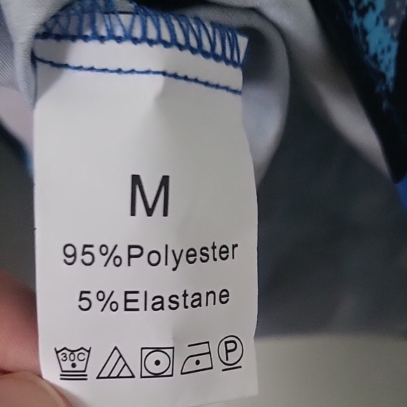 Lot of 5 Women’s Blouses Size Medium | Bold Prints | Lightweight - Picture 10 of 16